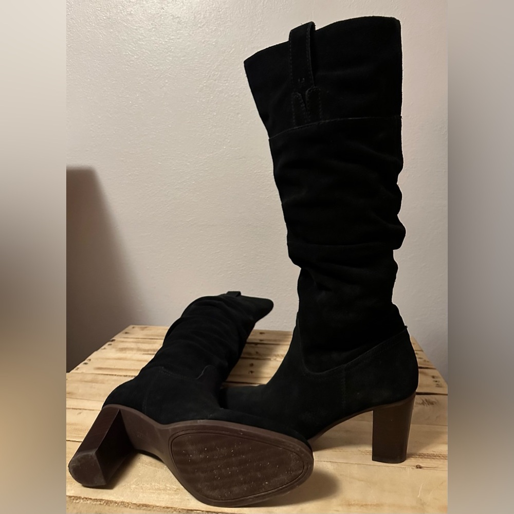 Heeled slouchy boots, worn only twice. Very comfortable with minimal wear